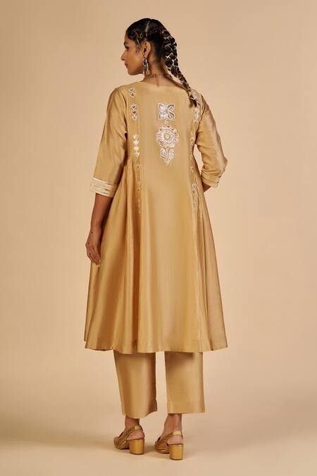 Gulabo By Abu Sandeep Beige Chanderi Embroidery, Zari Round Neck Tunic Online at Aza Fashions Gulabo By Abu Sandeep_Beige Chanderi Embroidery, Zari Round Neck Tunic _Online_at_Aza_Fashions