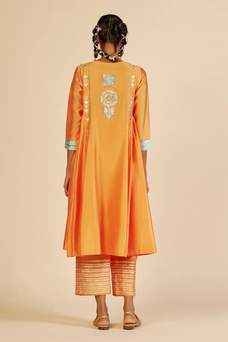 Gulabo By Abu Sandeep Chanderi Embroidered Tunic