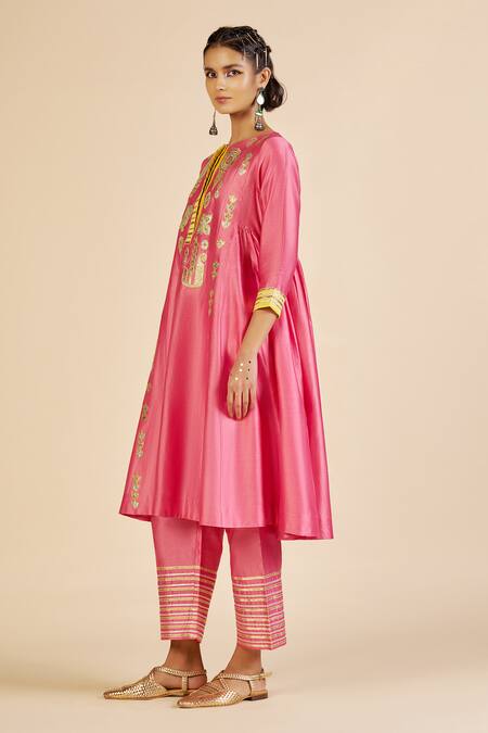 Gulabo By Abu Sandeep Pink Chanderi Embroidery, Metallic Thread Round Neck Tunic Online at Aza Fashions Gulabo By Abu Sandeep_Pink Chanderi Embroidery, Metallic Thread Round Neck Tunic _Online_at_Aza_Fashions
