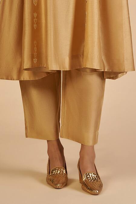 Gulabo By Abu Sandeep Beige Chanderi Trouser Online at Aza Fashions Gulabo By Abu Sandeep_Beige Chanderi Trouser _Online_at_Aza_Fashions