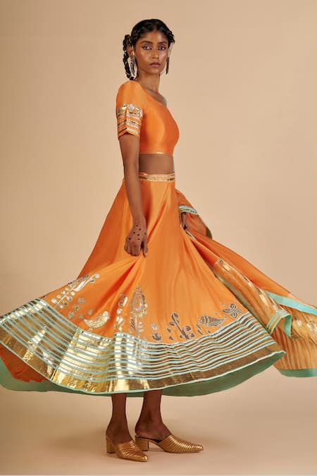 Gulabo By Abu Sandeep Chanderi Embroidered Skirt