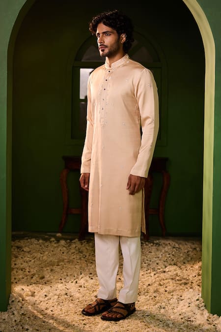 Buy_Shreyansh Designs_Rose Gold Silk Embroidery Bhanu Kurta And Pant Set _Online_at_Aza_Fashions