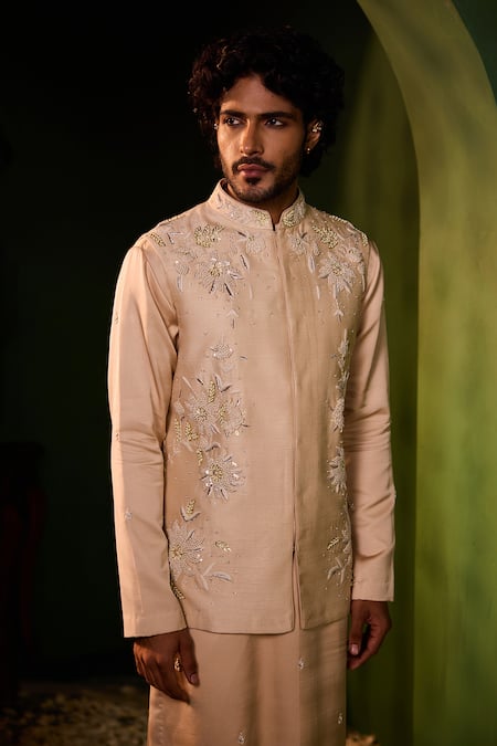 Shop Shreyansh Designs Rose Gold Dupion, Silk Embroidery Bhuvan Floral Bundi And Kurta Set Online at Aza Fashions Shop_Shreyansh Designs_Rose Gold Dupion, Silk Embroidery Bhuvan Floral Bundi And Kurta Set _Online_at_Aza_Fashions