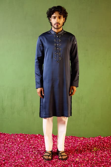 Shreyansh Designs Parth Floral Embroidered Kurta Set 