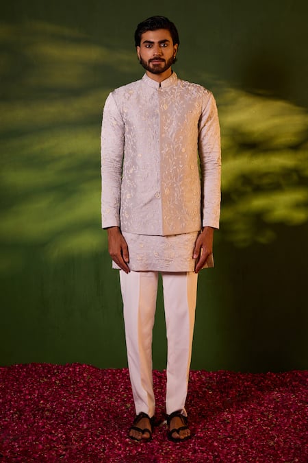 Shreyansh Designs Jayesh Floral Embroidered Bundi & Kurta Set 