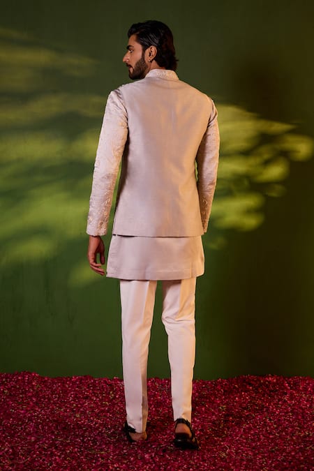 Shreyansh Designs Jayesh Floral Embroidered Bundi & Kurta Set 