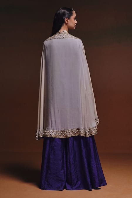 Saniya Sharma Ziya Embroidered Cape & Kurta Set 