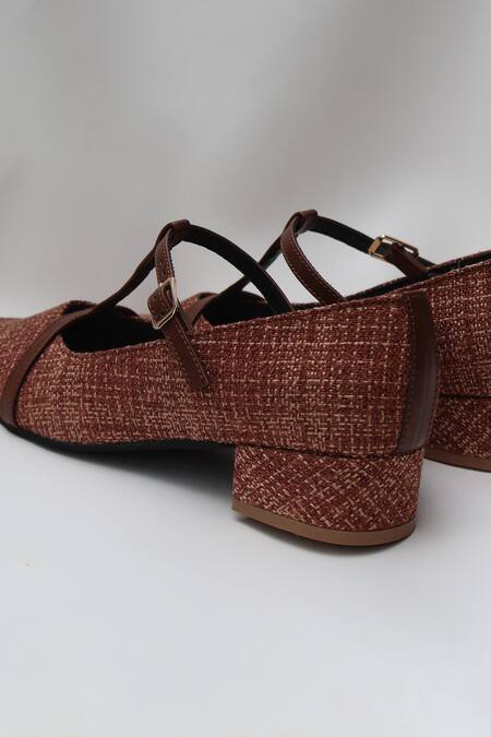 Shradha Hedau Footwear Couture_Brown Ziya Textured T Strap Heels _Online_at_Aza_Fashions