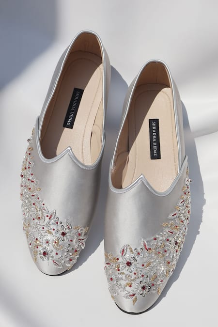 Shradha Hedau Footwear Couture Aarav Embellished Floral Motif Mojari 