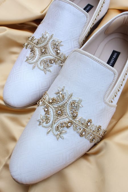 Shradha Hedau Footwear Couture Aarvin Geometric Pattern Embroidered Moccasins 