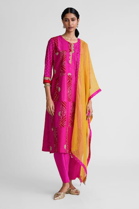 Naina Jain Zardozi Embroidered Kurta Pant Set 