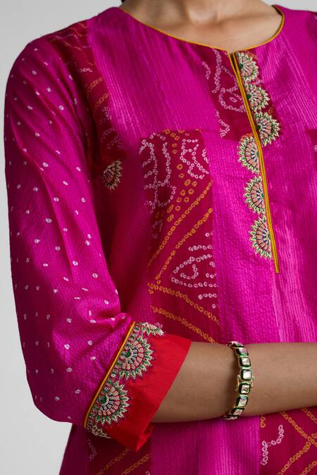 Shop_Naina Jain_Pink Silk Embroidery, Zari Round Neck Zardozi Kurta Pant Set _Online_at_Aza_Fashions