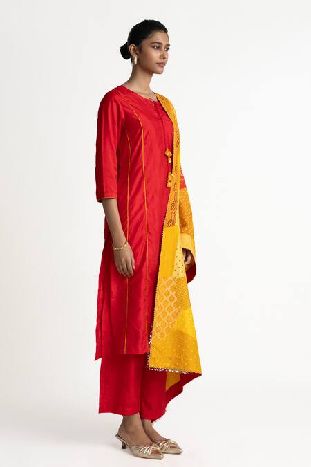 Buy_Naina Jain_Red Silk Tassels Round Neck Solid Kurta And Pant Set With Patchwork Dupatta _Online_at_Aza_Fashions