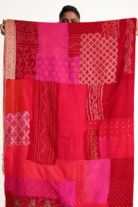 Buy_Naina Jain_Peach Silk Embroidery, Zari, Gota Patti, Patchwork Round Neck Straight Kurta Set _Online_at_Aza_Fashions