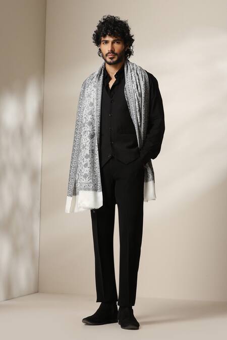 Dusala_Ivory Paisley Pattern Shawl _Online_at_Aza_Fashions