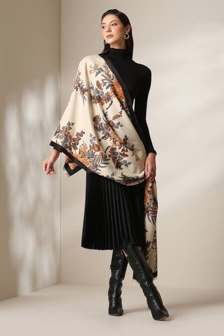 Shop Dusala Multi Color Floral Print Stole Online at Aza Fashions Shop_Dusala_Multi Color Floral Print Stole _Online_at_Aza_Fashions