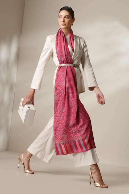 Dusala Pink Floral Pattern Stole at Aza Fashions Dusala_Pink Floral Pattern Stole _at_Aza_Fashions