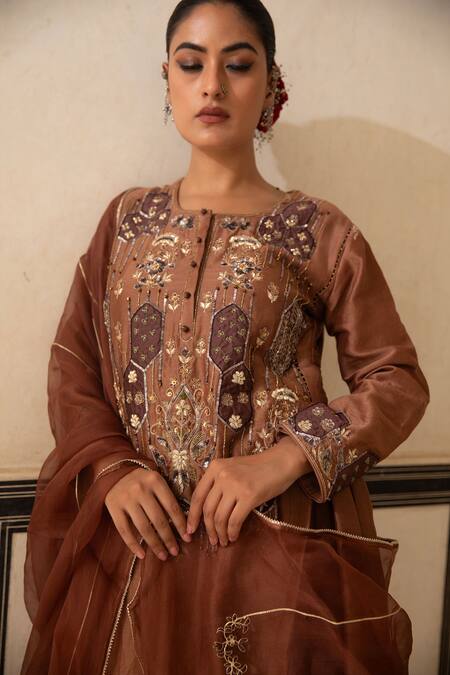 Amoree by Shikha Chaudhry_Brown Chanderi Silk Embroidery, Sequins, Beads, Metallic Thread Round Kurta Set _at_Aza_Fashions