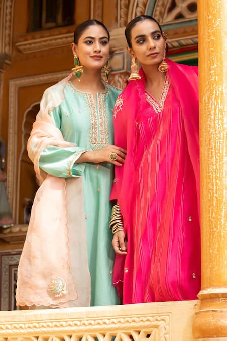 Amoree by Shikha Chaudhry_Turquoise Chanderi Silk Embroidery, Zari, Sequins Split V-neck Kurta Set _at_Aza_Fashions
