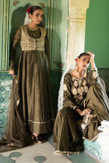 Amoree by Shikha Chaudhry_Green Chanderi Silk Embroidery, Zari, Gota Patti, Sequins, Kurta Sharara Set _Online_at_Aza_Fashions