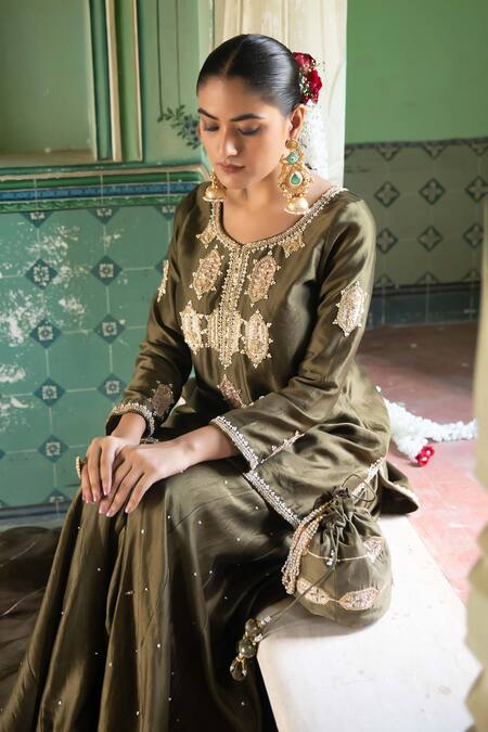 Buy_Amoree by Shikha Chaudhry_Green Chanderi Silk Embroidery, Zari, Gota Patti, Sequins, Kurta Sharara Set _Online_at_Aza_Fashions