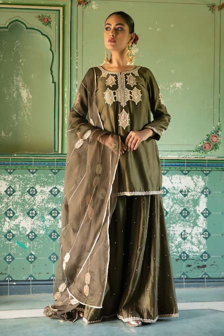 Buy_Amoree by Shikha Chaudhry_Green Chanderi Silk Embroidery, Zari, Gota Patti, Sequins, Kurta Sharara Set 