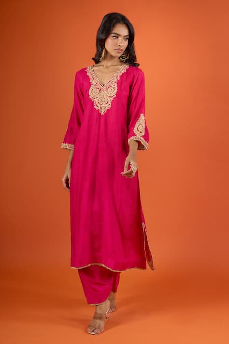 Buy_Sheetal Batra_Pink Embroidery V-neck Kaftan With Salwar _Online_at_Aza_Fashions