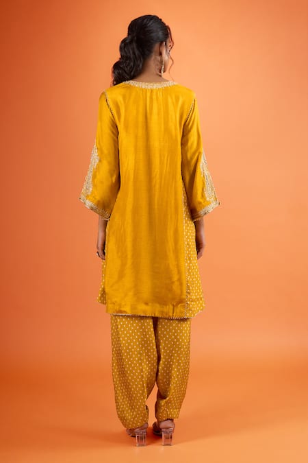 Sheetal Batra Embroidered Kurta & Salwar Set 