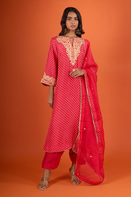 Sheetal Batra Embroidered Kurta Set 