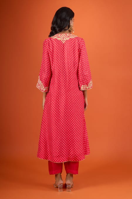 Sheetal Batra Embroidered Kurta Set 