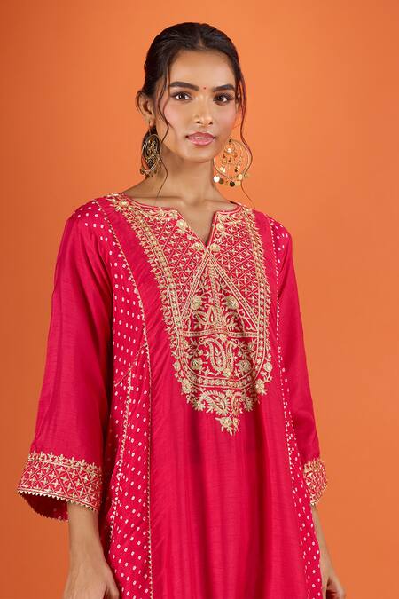 Buy_Sheetal Batra_Pink Embroidery V-neck Kurta And Salwar Set _Online_at_Aza_Fashions