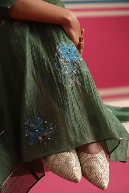 Buy_Beige_Green Chanderi, Cotton Satin Embroidery, Floral Pleated Kurta Set With Dupatta 