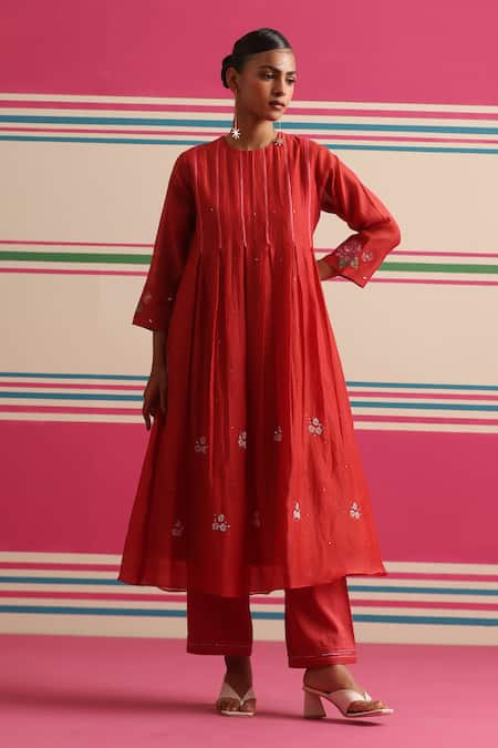 Beige Chanderi Box Pleated Kurta Set 