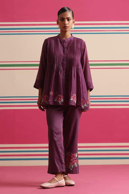 Beige Floral Embroidered Pleated Kurta & Pant Set 