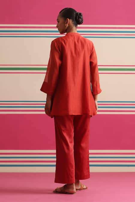 Beige Floral Embroidered Pleated Kurta & Pant Set 