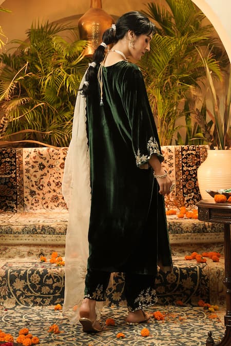 Surabhi Arya Velvet Embroidered Kurta Set 
