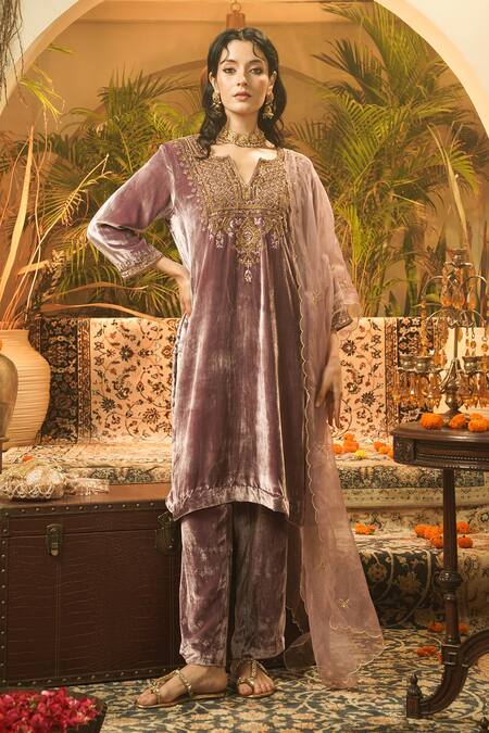 Shop_Surabhi Arya_Purple Velvet, Organza Embroidery Split V-neck Hand Kurta Set _Online_at_Aza_Fashions