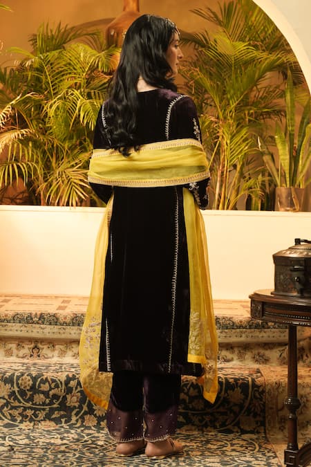 Surabhi Arya Velvet Embroidered Kurta Set 