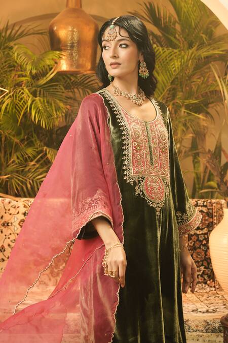 Buy_Surabhi Arya_Olive Green Velvet, Organza Embroidery, Zari Round Neck And Thread Kurta Set _Online_at_Aza_Fashions
