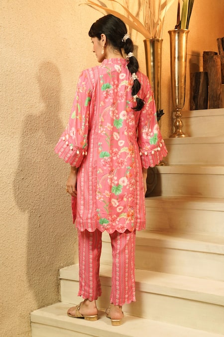 Surabhi Arya Floral & Striped Multi-Panel Kurta Set 