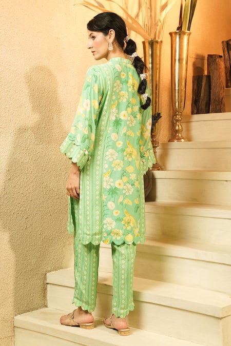 Surabhi Arya Floral & Striped Printed Scalloped Kurta Set 