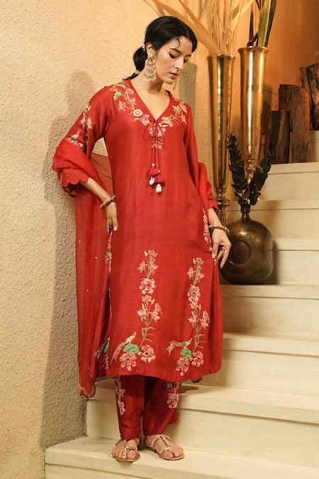 Surabhi Arya Floral Embroidered Kurta Set  