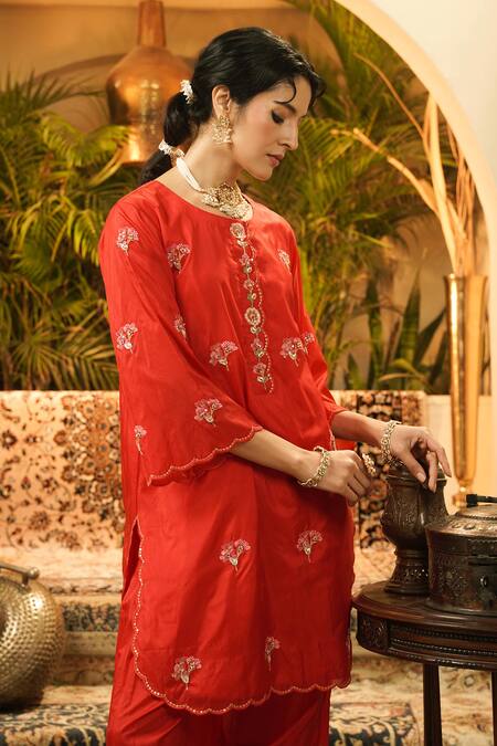 Buy_Surabhi Arya_Red Silk Embroidery, Applique Round Neck Hand-embroidered Kurta And Pant Set _Online_at_Aza_Fashions