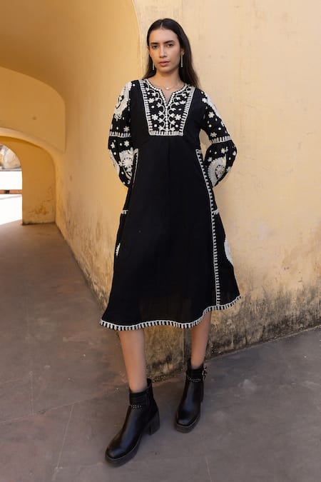 ASRUMO Hand Embroidered Kaftan Midi Dress  