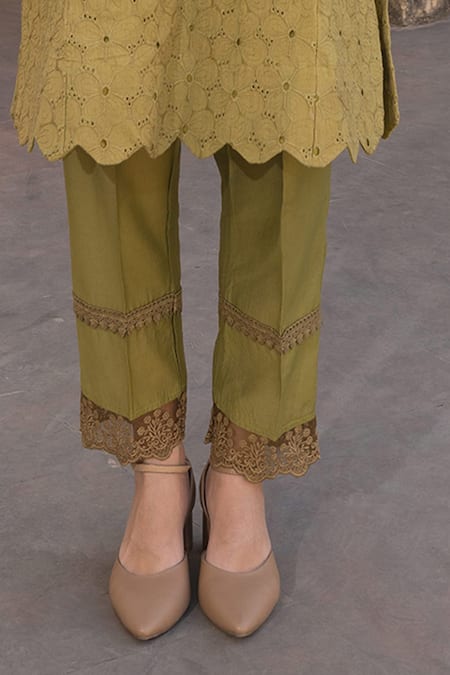 ASRUMO_Olive Green Cotton Embroidery V-neck Schiffli Hand Kurta Set _Online_at_Aza_Fashions