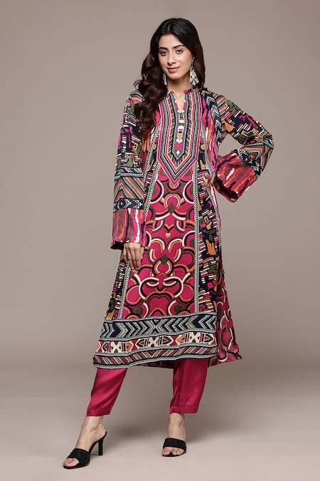 Ritu Kumar_Red Modal, Satin V-neck Geometric Print Kurta With Pant _at_Aza_Fashions