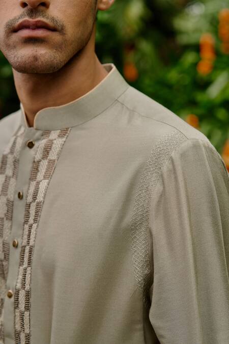 Buy_Philocaly_Silver Silk Zari, Sequins, Embroidery Aabha Kurta _Online_at_Aza_Fashions