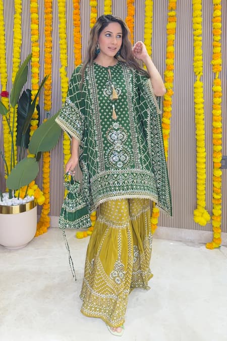 Buy_Surkh Syahi_Green Crepe Embroidery, Tassels, Sequins Keyhole Neck Kaftan And Gharara Set 
