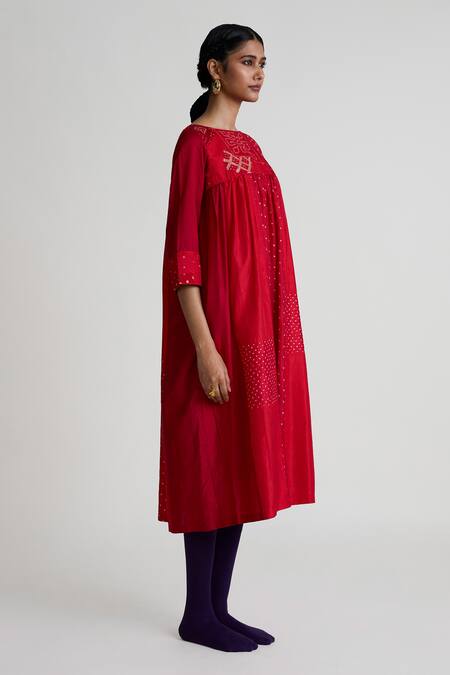 Naina Jain_Red Silk Embroidery Round Neck Geometric Print Gathered Dress _Online_at_Aza_Fashions