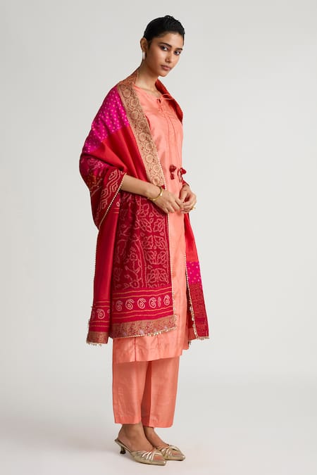 Naina Jain Silk Straight Kurta Set 
